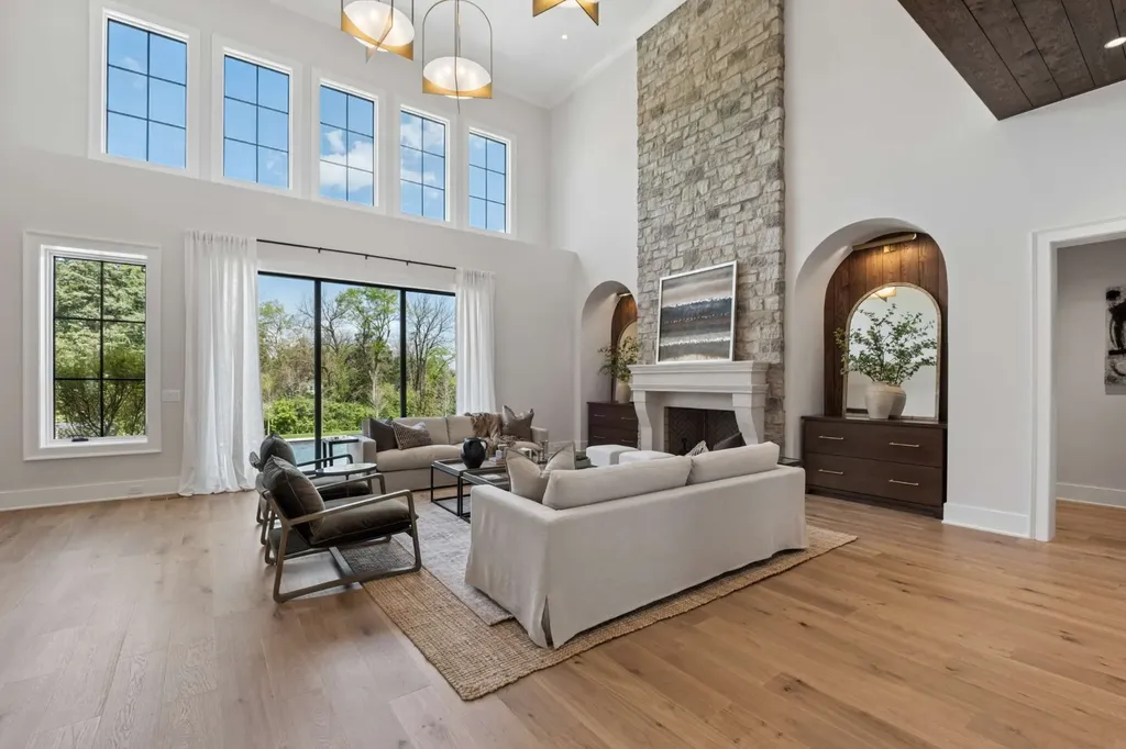 1114 Tyne Boulevard Nashville TN 37220