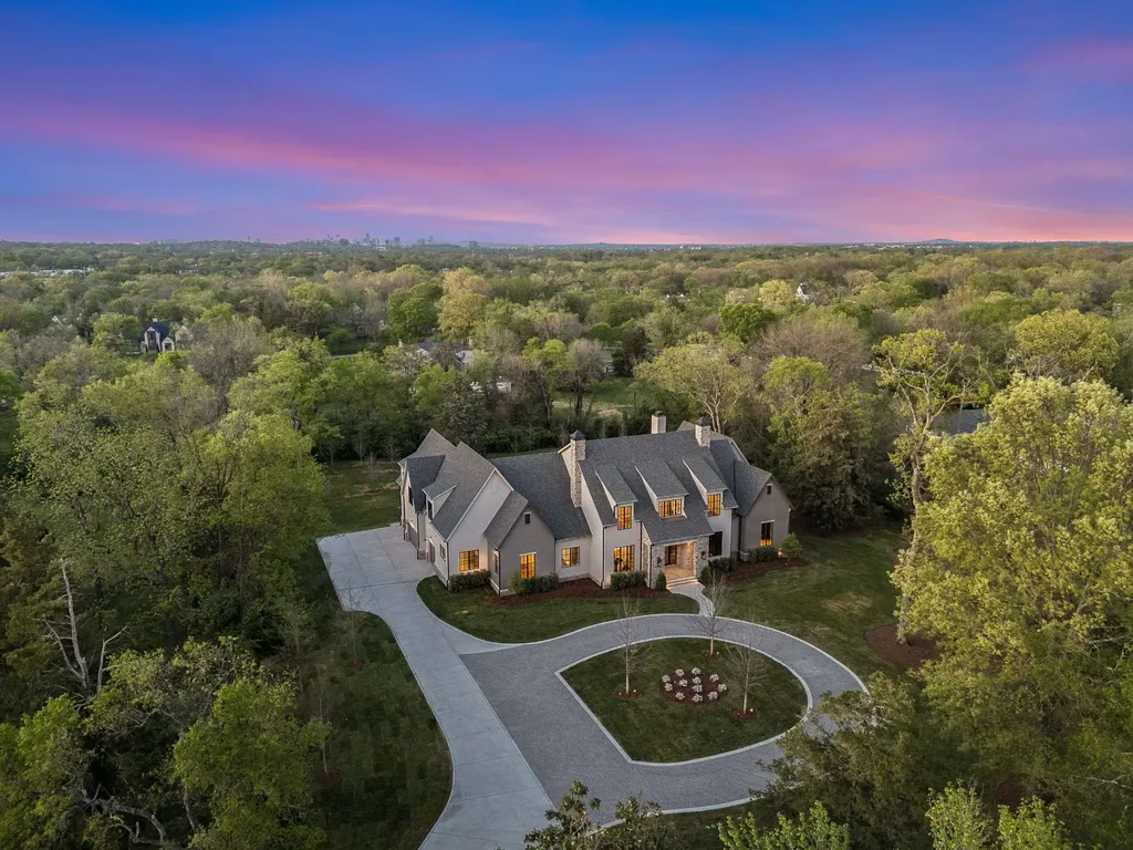 1114 Tyne Boulevard Nashville TN 37220