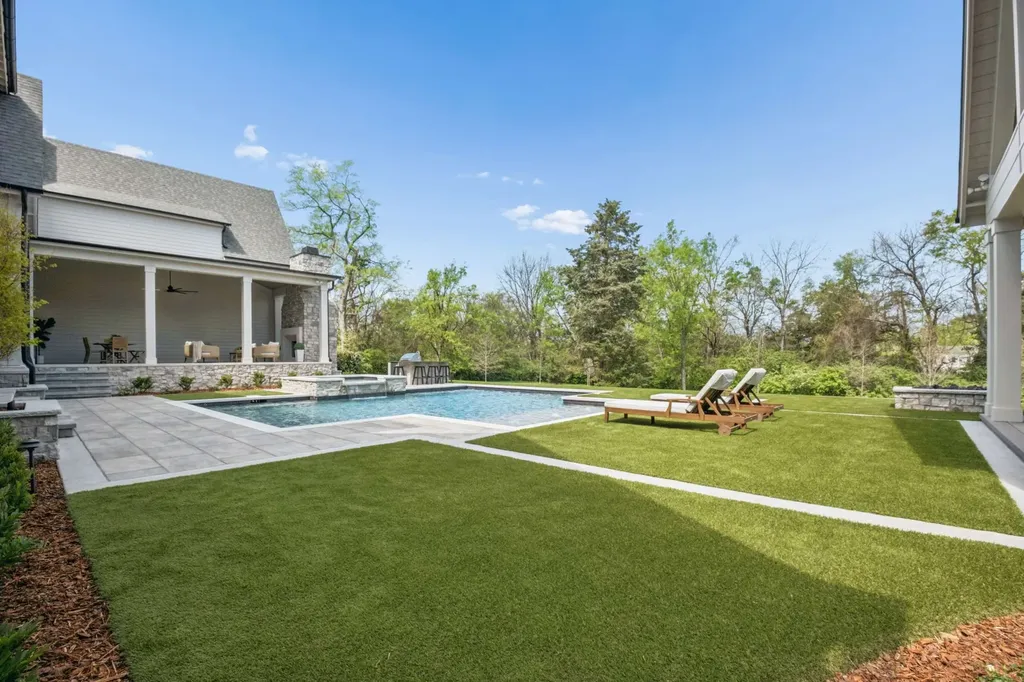 1114 Tyne Boulevard Nashville TN 37220