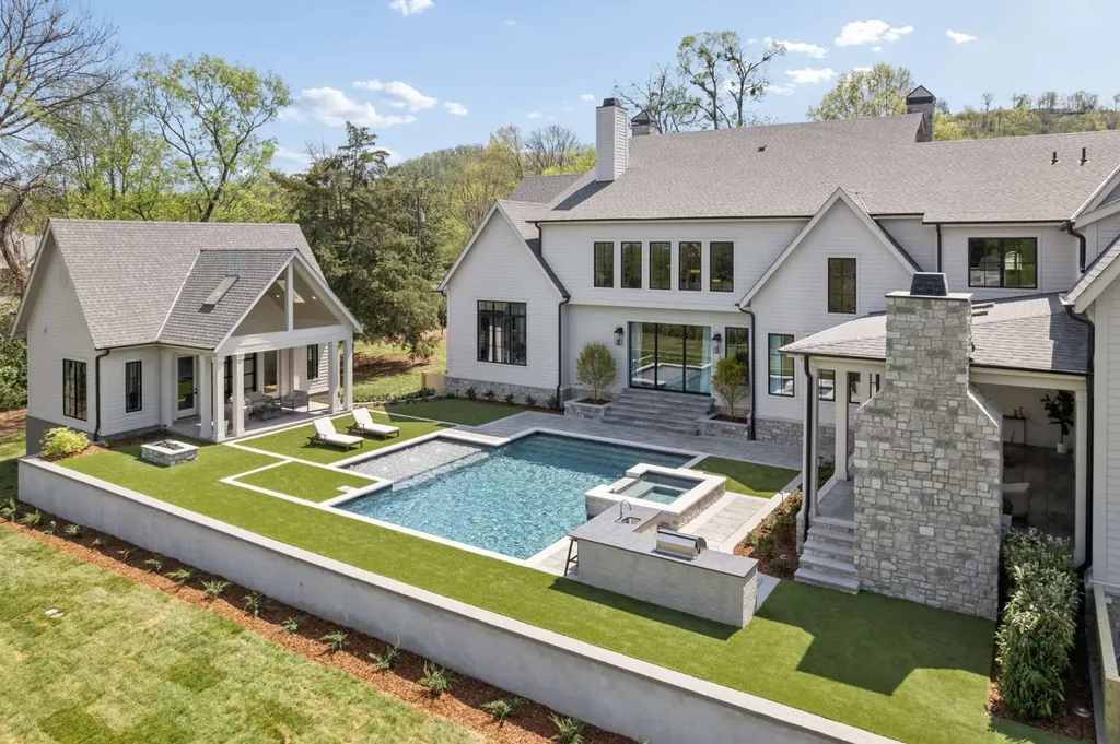 1114 Tyne Boulevard Nashville TN 37220