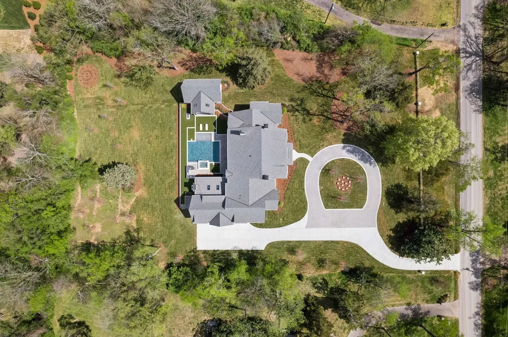 1114 Tyne Boulevard Nashville TN 37220