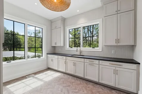 1114 Tyne Boulevard Nashville TN 37220