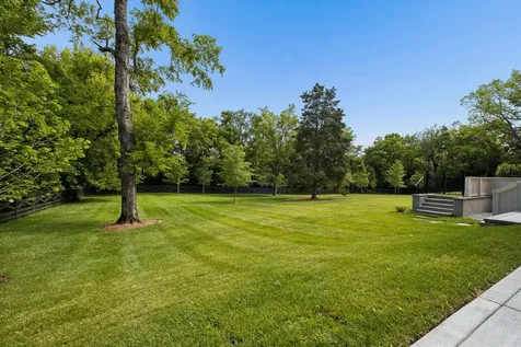 1114 Tyne Boulevard Nashville TN 37220