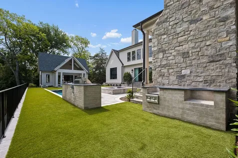 1114 Tyne Boulevard Nashville TN 37220