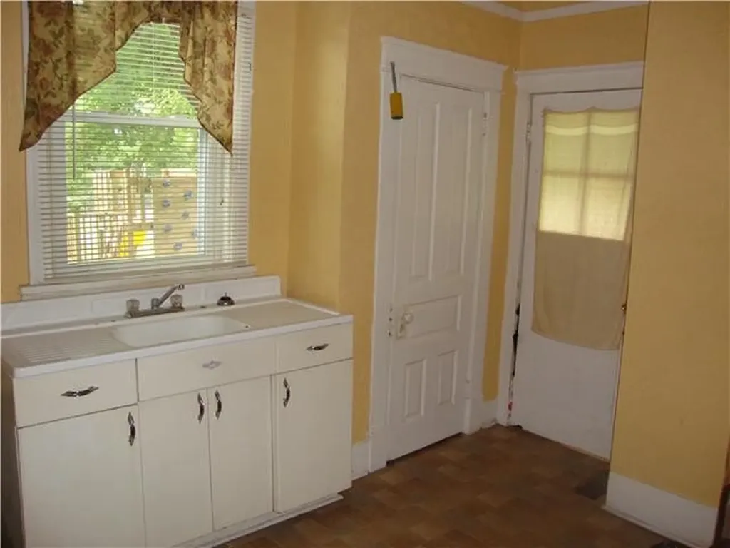 1005 Delmas Avenue Nashville TN 37216