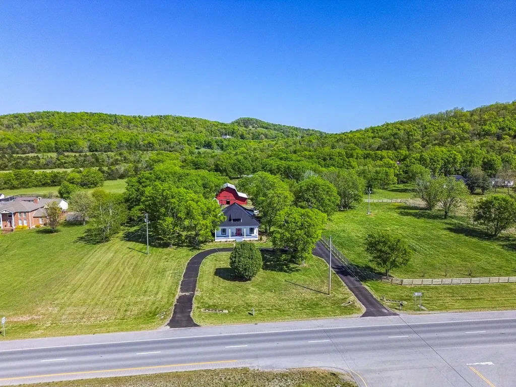 3702 Highway 231, N Shelbyville TN 37160
