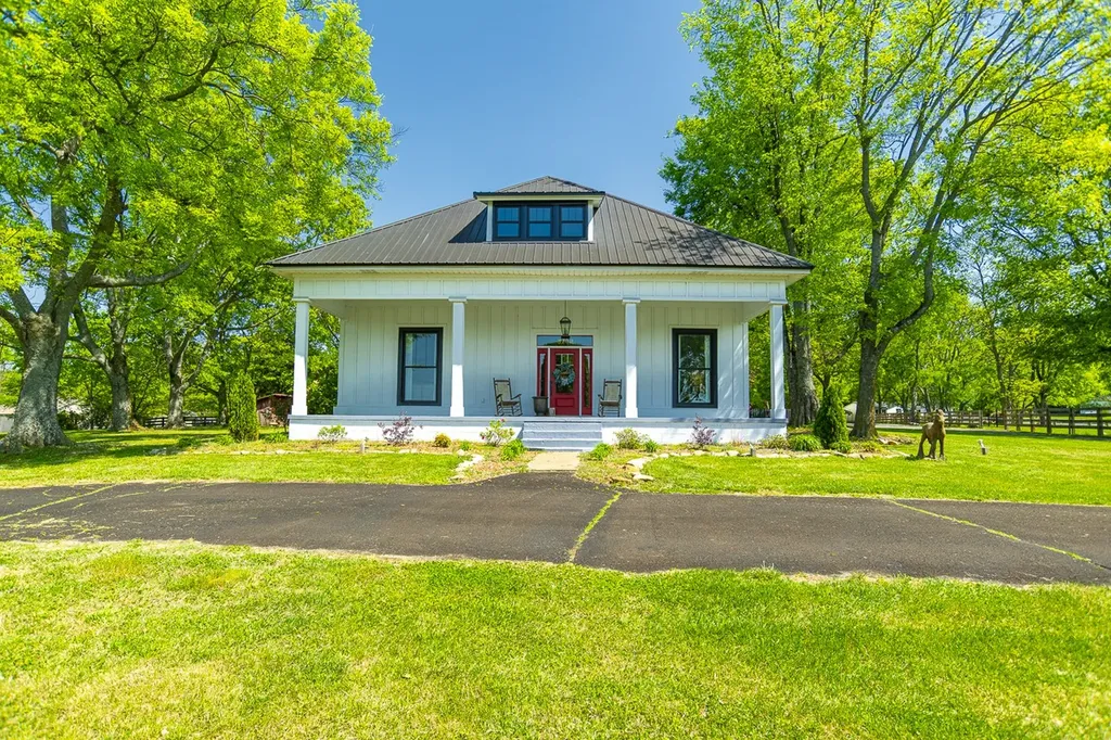 3702 Highway 231, N Shelbyville TN 37160