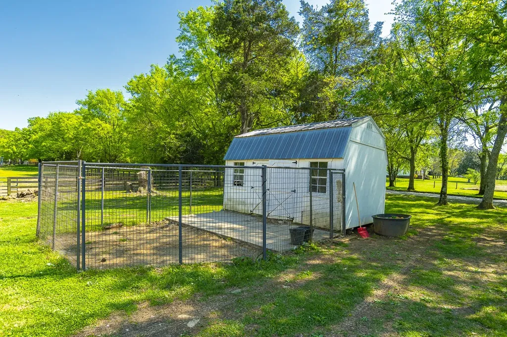 3702 Highway 231, N Shelbyville TN 37160