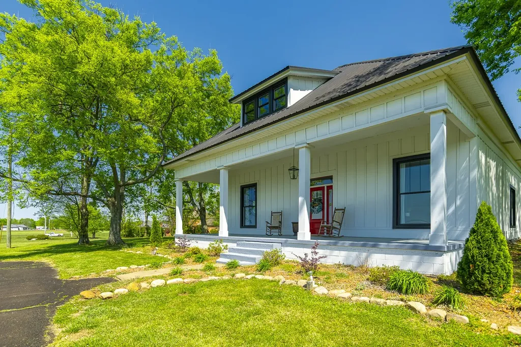 3702 Highway 231, N Shelbyville TN 37160