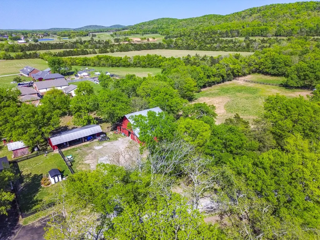 3702 Highway 231, N Shelbyville TN 37160