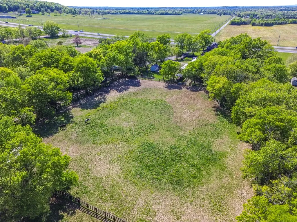 3702 Highway 231, N Shelbyville TN 37160