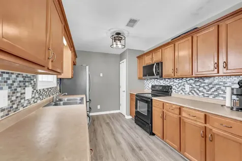 306 David Drive Clarksville TN 37040