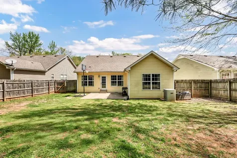 306 David Drive Clarksville TN 37040