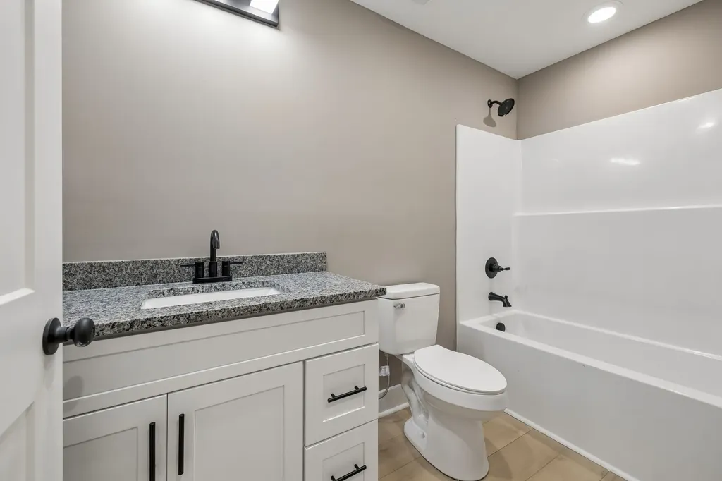 242 Green Meadow Drive Smithville TN 37166