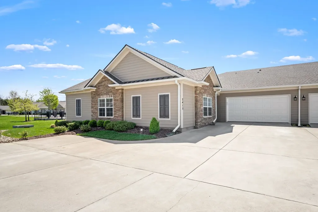2415 Stonecenter Lane Murfreesboro TN 37128