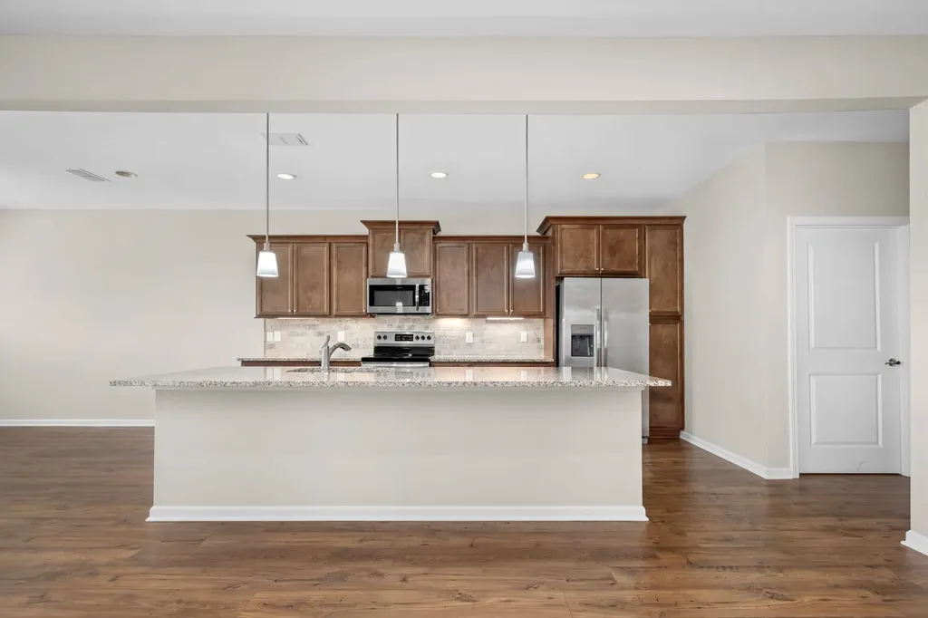 2415 Stonecenter Lane Murfreesboro TN 37128