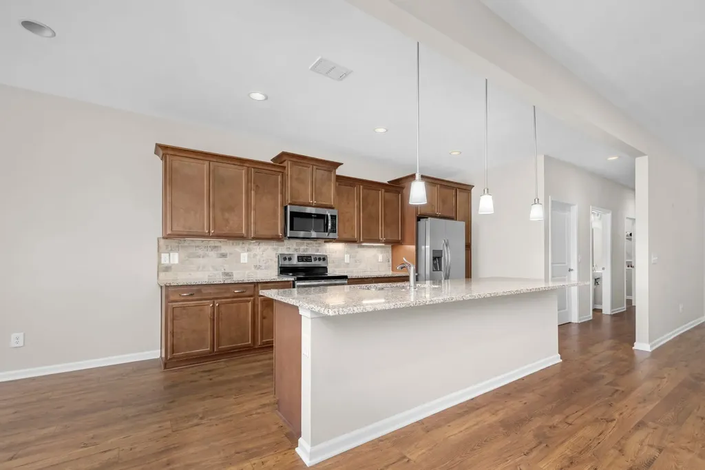 2415 Stonecenter Lane Murfreesboro TN 37128
