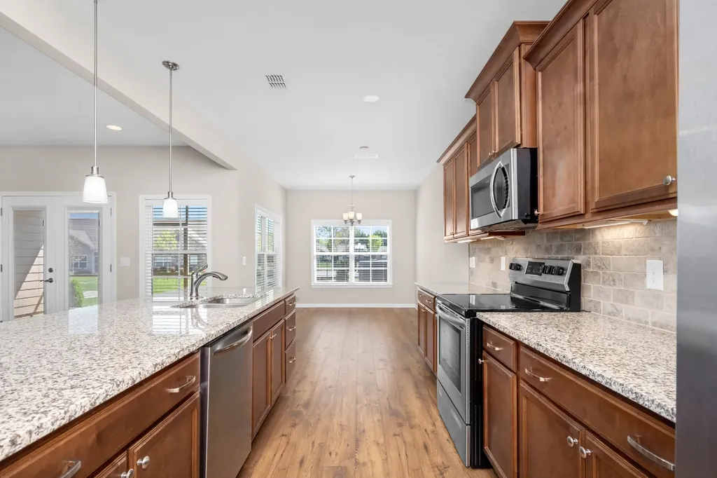 2415 Stonecenter Lane Murfreesboro TN 37128