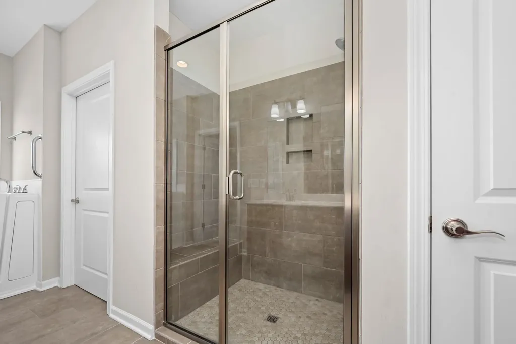 2415 Stonecenter Lane Murfreesboro TN 37128