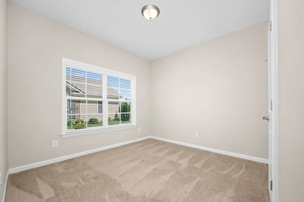 2415 Stonecenter Lane Murfreesboro TN 37128