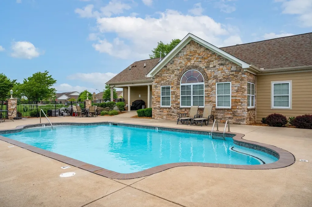 2415 Stonecenter Lane Murfreesboro TN 37128