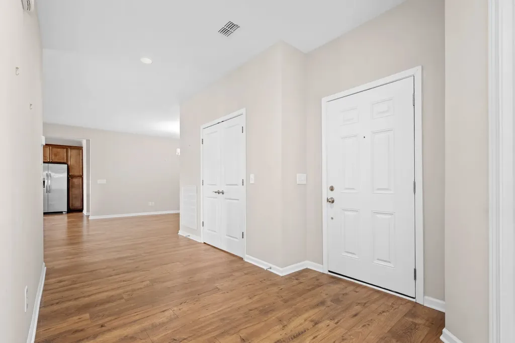 2415 Stonecenter Lane Murfreesboro TN 37128