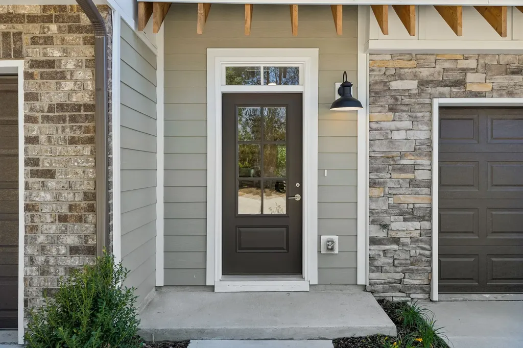 2010 Sonya Terrace Nashville TN 37209