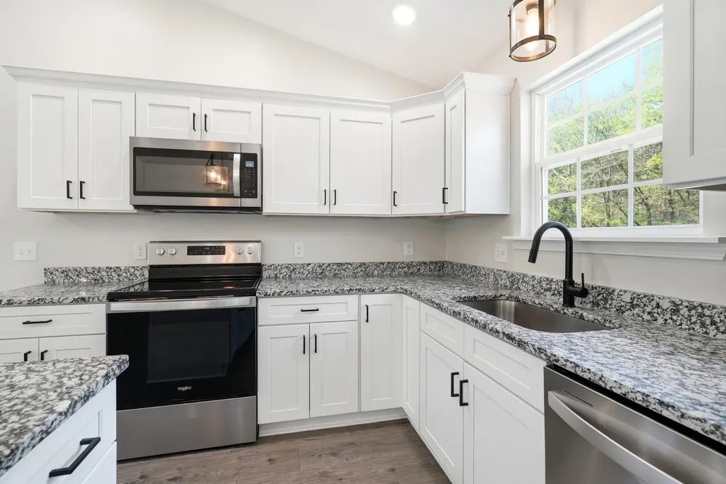274 Plunkett Creek Road Gordonsville TN 38563