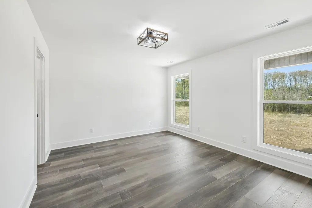 190 Green Meadow Drive Smithville TN 37166
