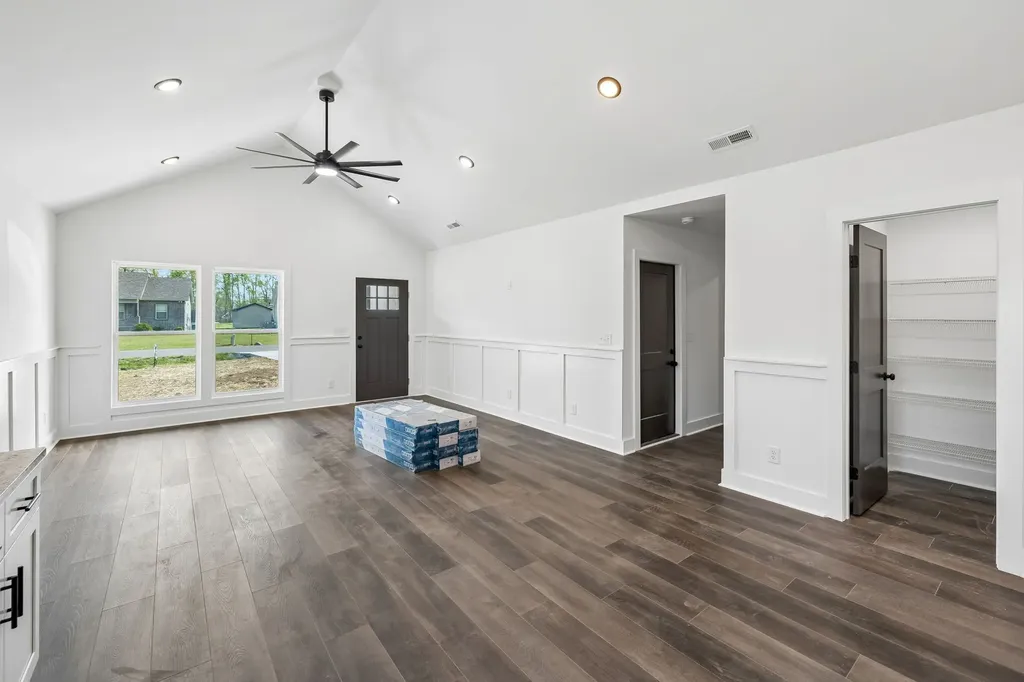 190 Green Meadow Drive Smithville TN 37166