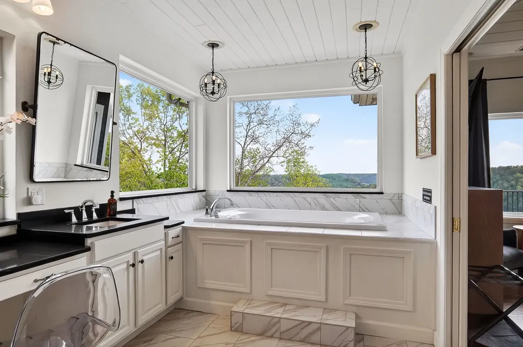 1853 Lafever Ridge Road Silver Point TN 38582
