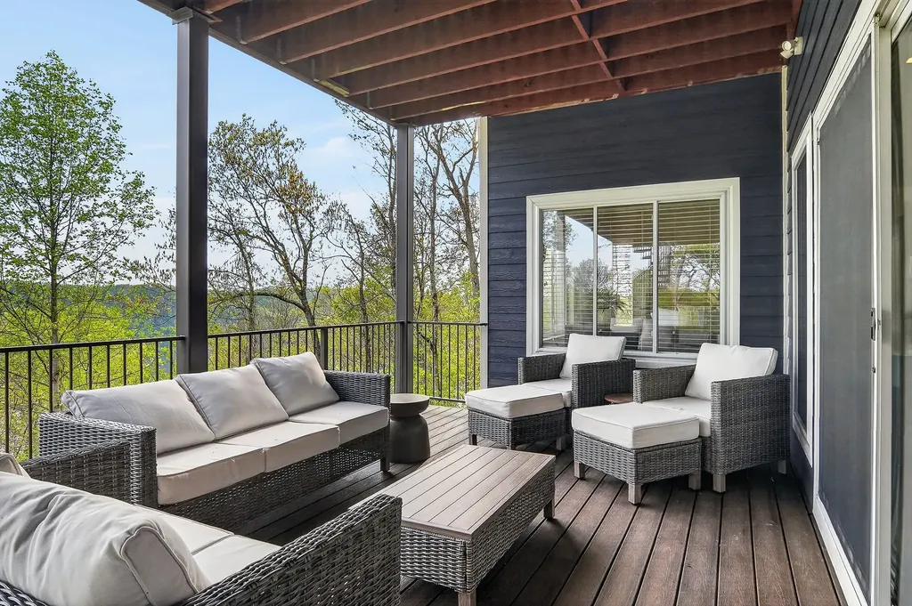1853 Lafever Ridge Road Silver Point TN 38582