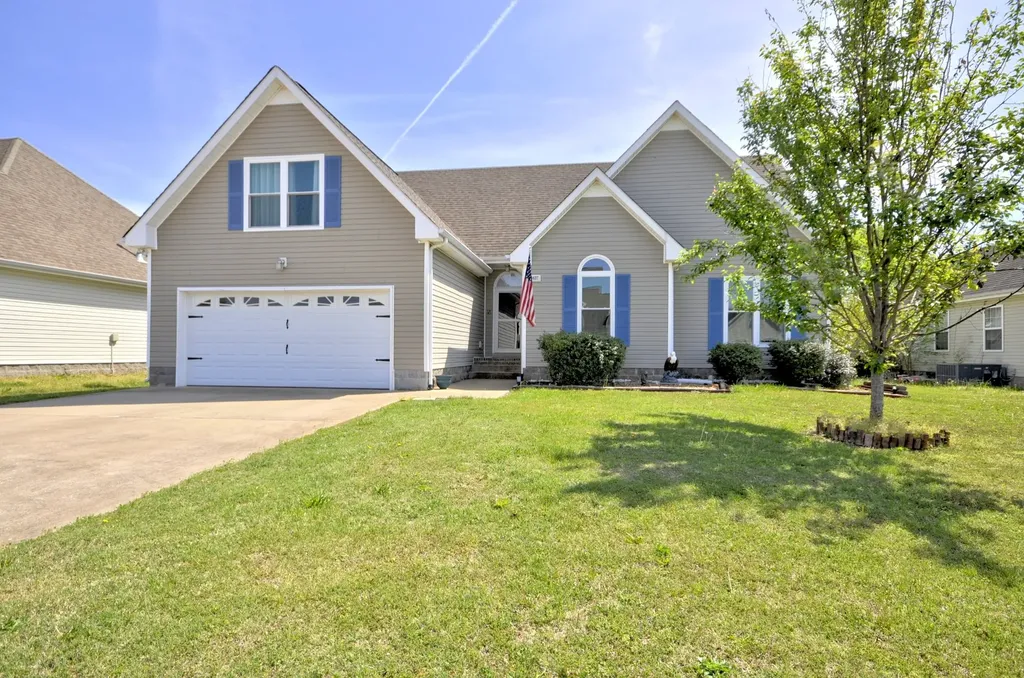 3637 Aurora Drive Clarksville TN 37040