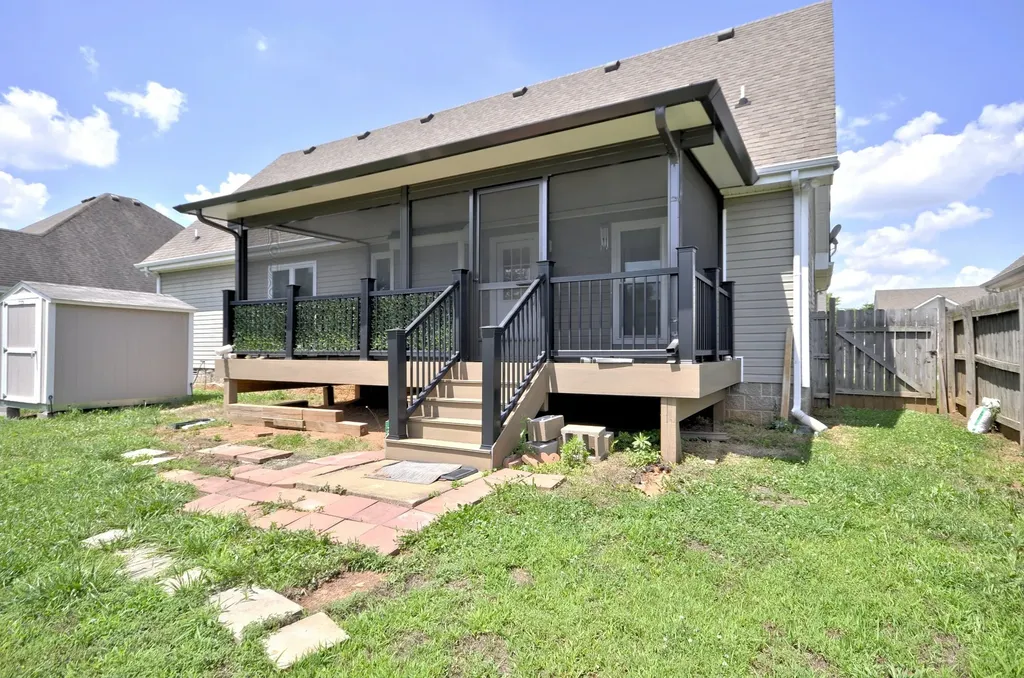 3637 Aurora Drive Clarksville TN 37040