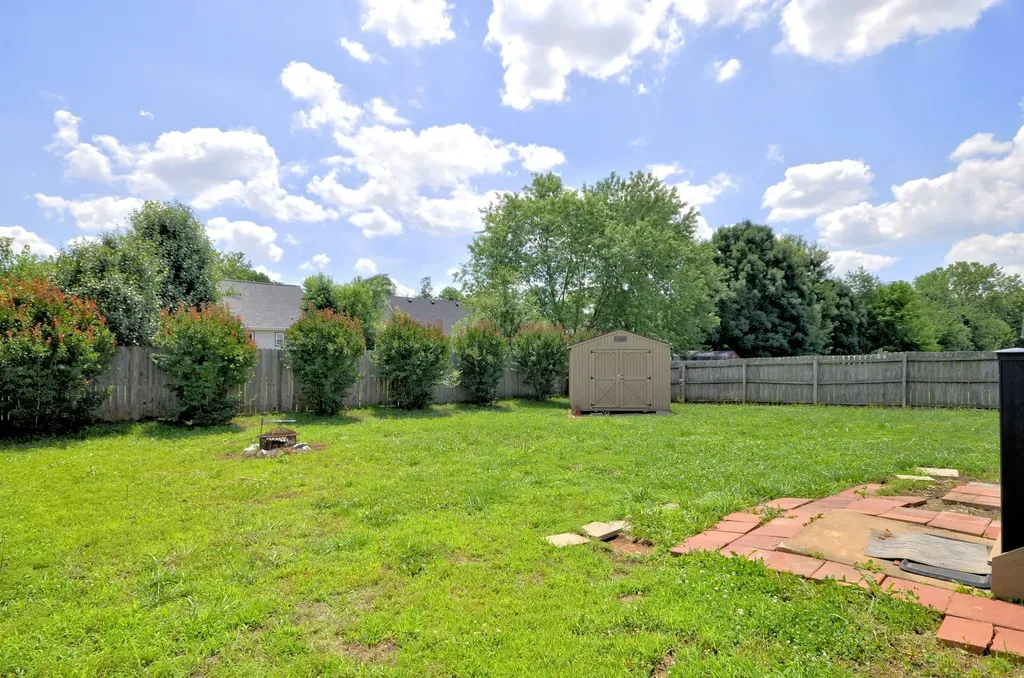 3637 Aurora Drive Clarksville TN 37040