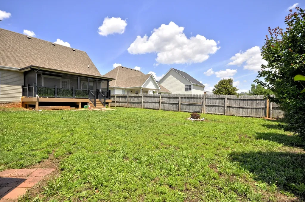 3637 Aurora Drive Clarksville TN 37040