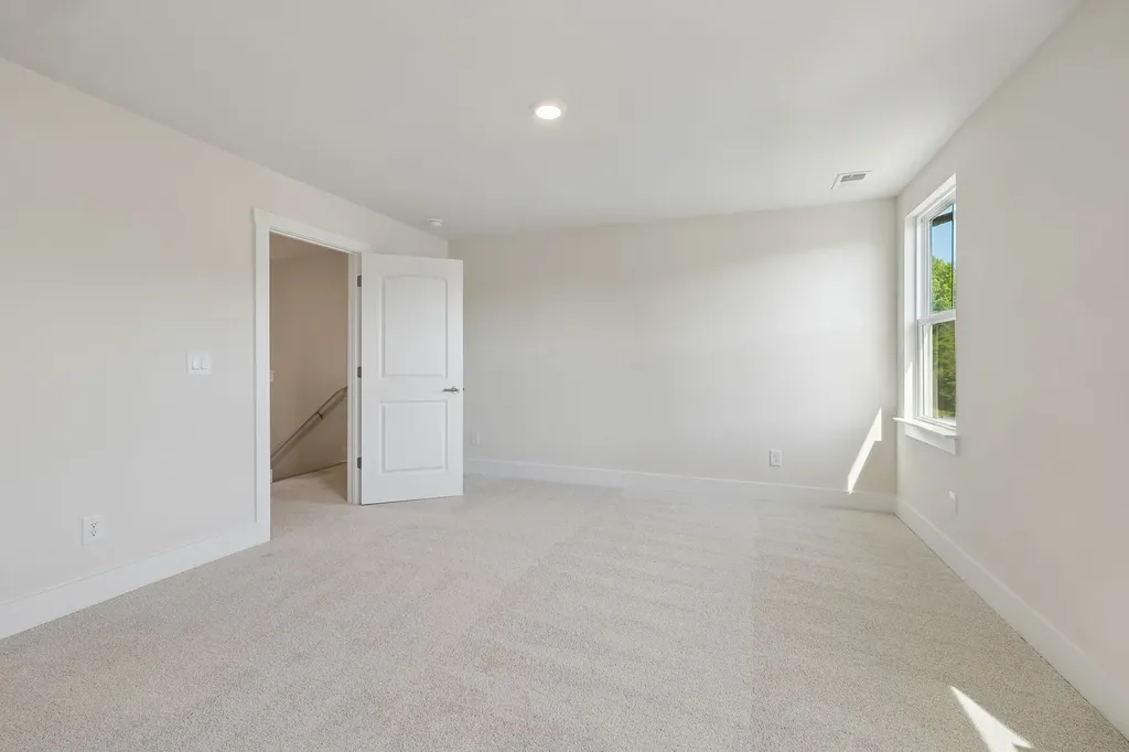 2012 Sonya Terrace Nashville TN 37209
