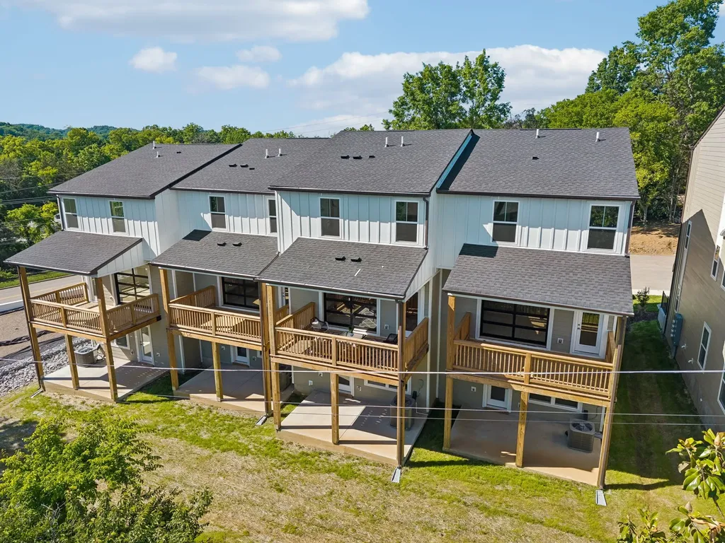 2012 Sonya Terrace Nashville TN 37209