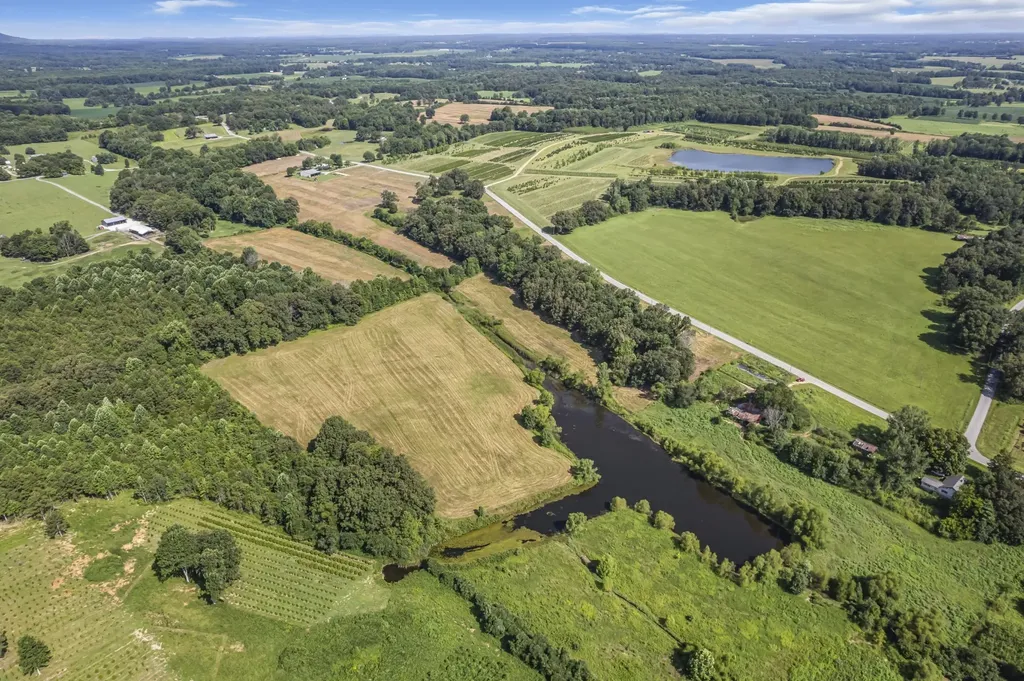 0 W Green Hills Road Smithville TN 37166