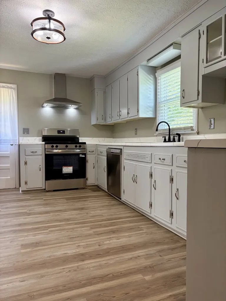 4936 Rock House Road Portland TN 37148