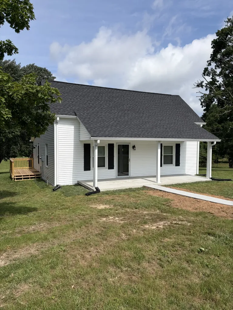 4936 Rock House Road Portland TN 37148