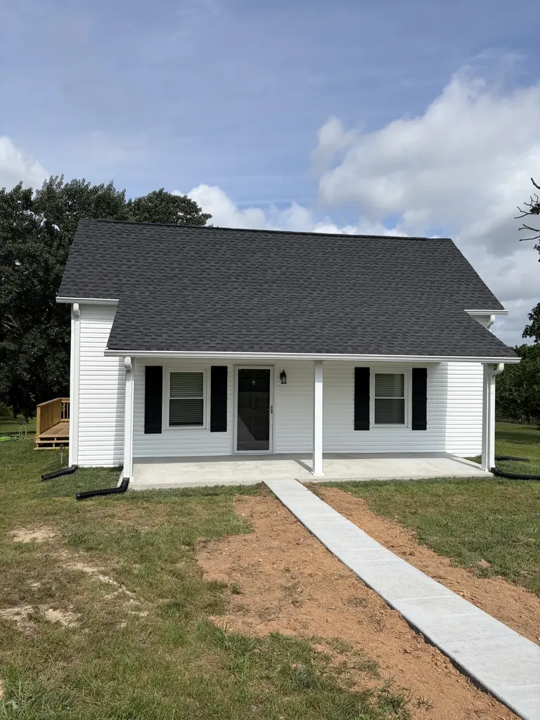 4936 Rock House Road Portland TN 37148