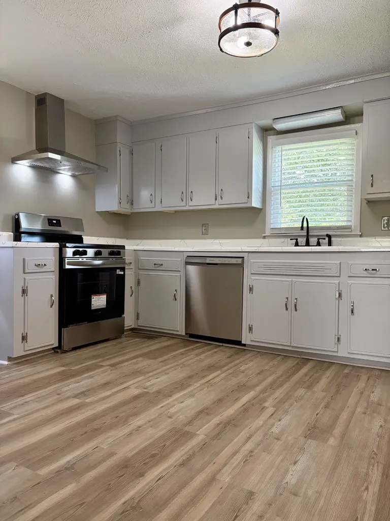 4936 Rock House Road Portland TN 37148
