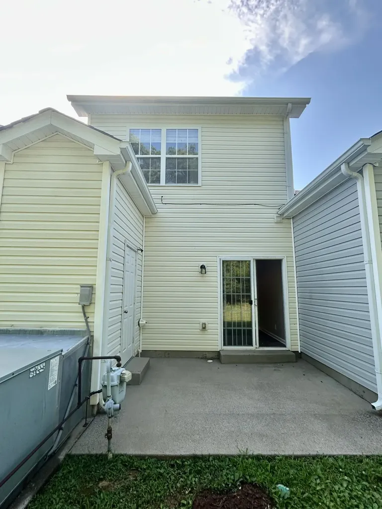 151 Alexander Boulevard Clarksville TN 37040