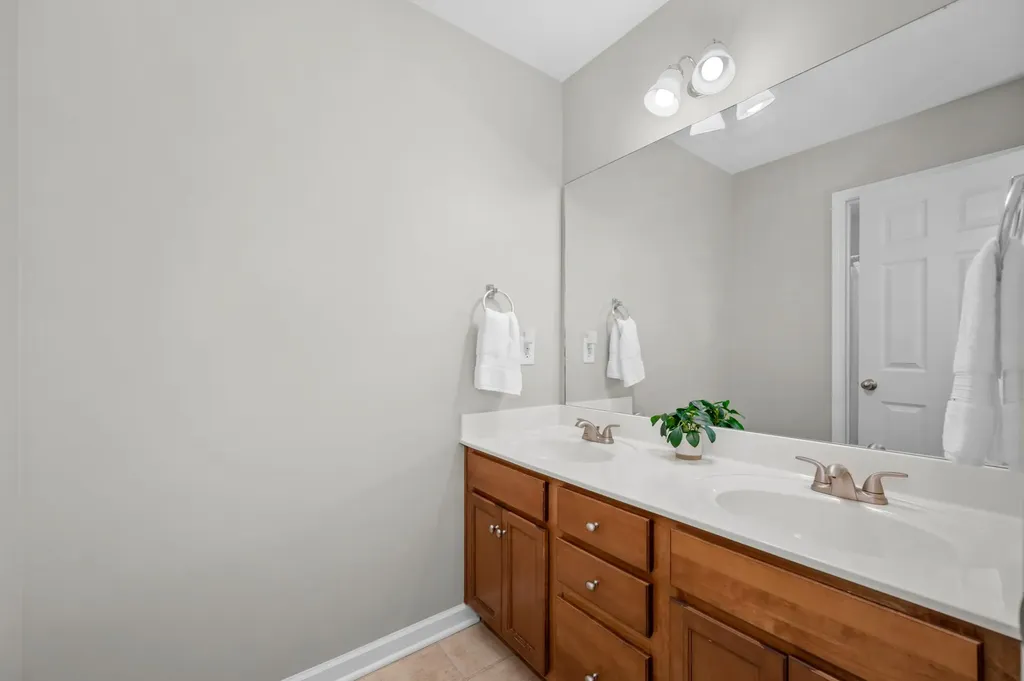 2616 Candlewick Court Murfreesboro TN 37127