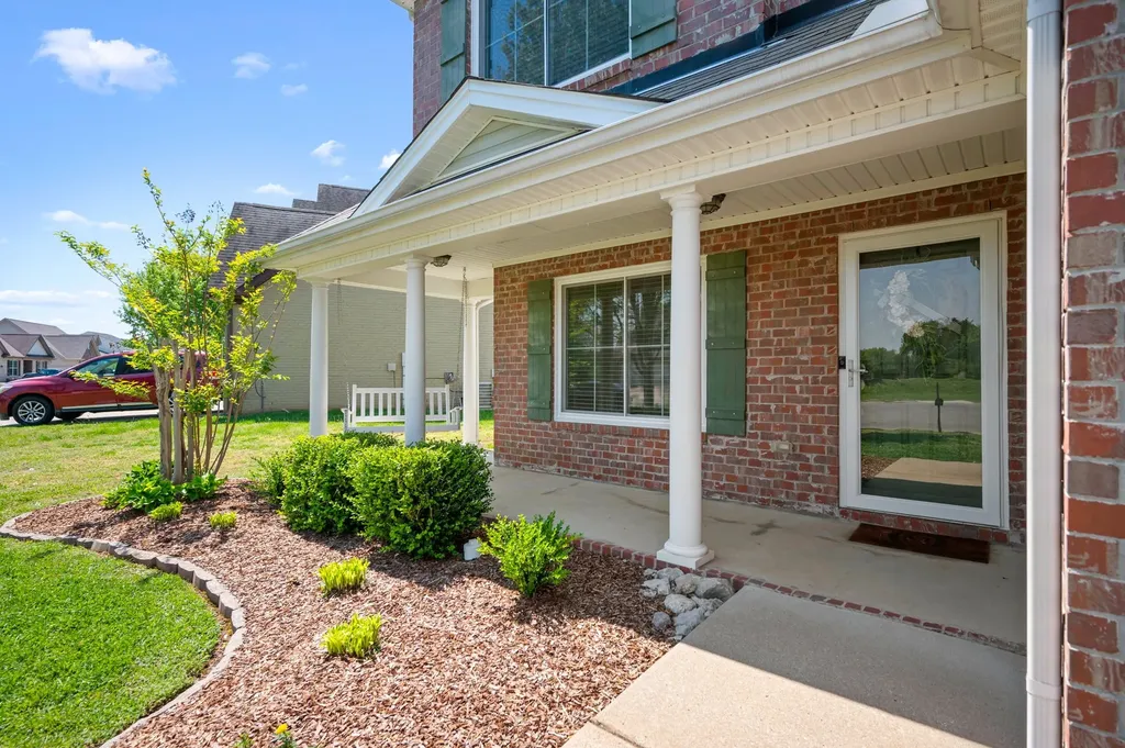 2616 Candlewick Court Murfreesboro TN 37127
