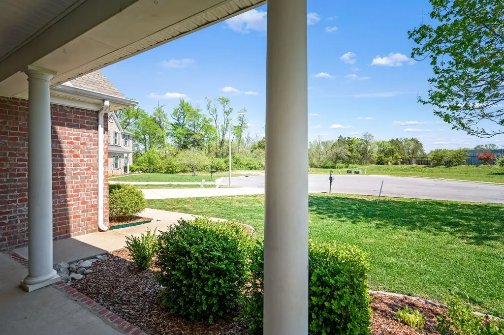 2616 Candlewick Court Murfreesboro TN 37127