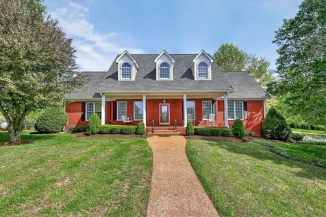 4676 Harpeth Peytonsville Road Thompsons Station TN 37179