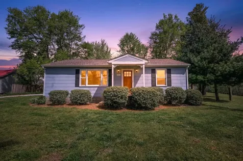 4676 Harpeth Peytonsville Road Thompsons Station TN 37179