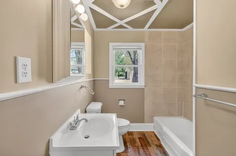 4676 Harpeth Peytonsville Road Thompsons Station TN 37179